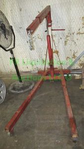 lot 147 image: Carolina model SM4000 engine hoist 4,000 lb capacity