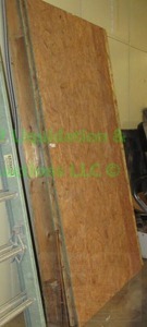 lot 170 image: Wafer board 4 x 8ft, 3 total, one with 4 x 4 blocks attached