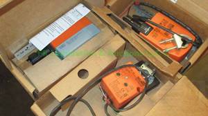 lot 194 image: Belimo TF24-3US damper actuators new & Siemens GDE161.1P Modulating Electric Actuator New, 3 total