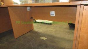 lot 197 image: Laminate desk shell 48 x 24 x 29