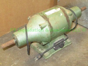 lot 231 image: Bench top dual grinder motor