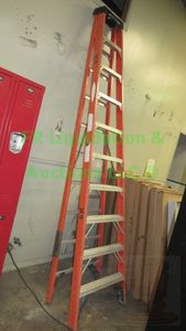 lot 358 image: Werner 10ft folding ladder