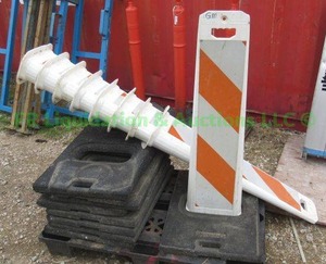 lot 410 image: Safety marker posts with bases
