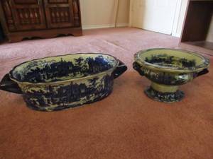 lot 17 image: LARGE COBALT BLUE AND WHITE TRANSFERWARE CERAMIC DECORATIVE DISHES. 19X 11 AND 6 12 X 11