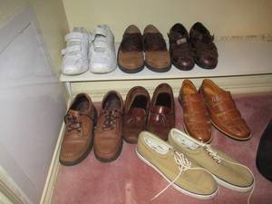 lot 48 image: MENS CASUAL SHOES AND LEATHER SANDALS SIZE 11 ALL IN GREAT CONDITION
