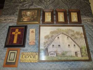 lot 60 image: HOME DECOR PICTURES OF BARN 24, 3 SMALL CERAMIC PICTURES AND CHRISTIAN DECOR