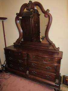 lot 68 image: PROGRESSIVE FURNITURE SOLID WOOD KNOTTED PINE DRESSER AND MIRROR 68 X 18 X 35 FROM DREESER TOP TO TOP OF MIRROR 49 MORE. MATCHES LOTS 65, 66,67 AND 69
