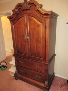 lot 69 image: PROGRESSIVE FURNITURE SOLID WOOD KNOTTED PINE ARMOIRE 42 x 22 x 79 MATCHES LOTS 65, 66,67 AND 68