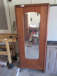 lot 80 image: VINTAGE RIFT CUT OAK SOLID WOOD ENTRY HALL WARDROBE CABINET 31 x 18 x 74 ON CASTERS DOES NOT INCLUDE CONTENTS