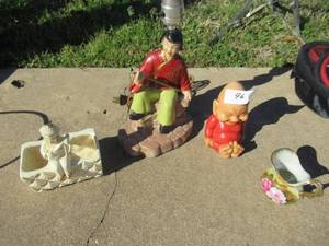 lot 96 image: VINTAGE JAPANESE LAMP, CERAMIC MAN, SMALL VASE AND DECORATIVE CERAMIC