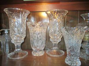 lot 125 image: 4 CRYSTAL VASES THE TALLEST IS 12