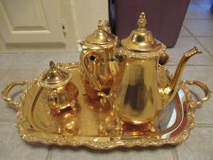 lot 137 image: INTERNATIONAL SILVER COMPANY COFFEETEA SET 24K GOLD ELECTRO WEBSTER WILCOX