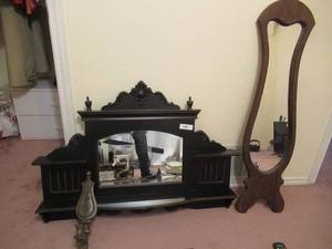 lot 148 image: ENTRY WAY CARVED WOOD AND MIRROR 37 X 28 AND WOOD MIRROR 41 TALL