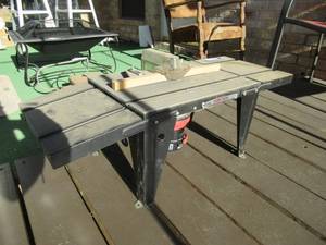 lot 178 image: CRAFTSMAN ROUTER MODEL# 315.175050 AND CRAFTSMAN ROUTER TABLE 92544