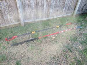 lot 191 image: HOMELITE 8 POLE SAW MODEL# UT43160 AND CORONA 14FT. COMPOUND ACTION TREE PRUNER