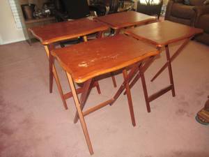 lot 225 image: WOOD SERVINGTV DINNER TRAYS 22 X 15 27