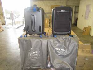lot 71 image: BLUESMART LUGGAGE. NEW IN UNOPENED BOXES.