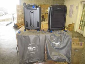 lot 73 image: BLUESMART LUGGAGE. NEW IN UNOPENED BOXES.