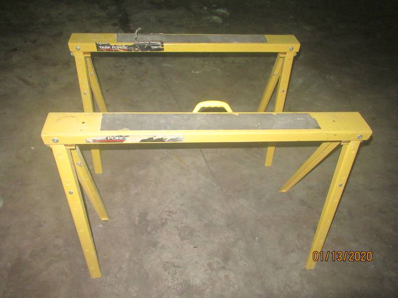 HEIGHT ADJUSTABLE STEEL,METAL SAW HORSE 