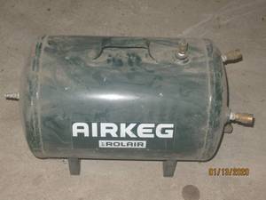 lot 11 image: AIRKEG BY ROLAIR