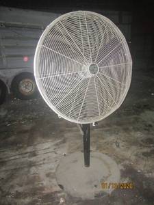 lot 75 image: HAMPTON BAY  HIGH VELOCITY AIR CIRCULATOR