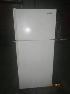 lot 77 image: WHIRLPOOL FRIDGE
