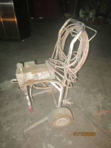 lot 79 image: TITAN AIRLESS SPRAYER