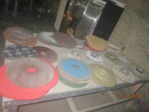 lot 112 image: FLOOR BUFFER PADS