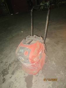 lot 90 image: HILTI VACUUM CLEANER