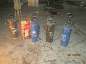 lot 92 image: COMPRESSED SPRAYERS