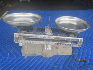 lot 122 image: W.H. CURTIN &amp CO SCALE&nbsp