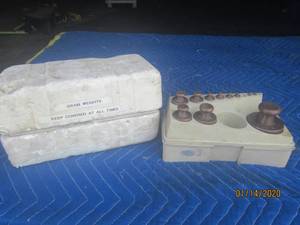 lot 125 image: OHAUS CALIBRATION SET&nbsp GRAM WEIGHTS&nbsp