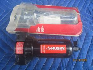 lot 136 image: NEW HUSKY 38 INCH AIRLINE FILTER HDA70603AV