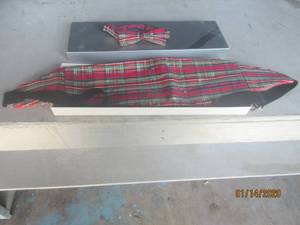 lot 143 image: BOW TIE AND CUMMERBUND
