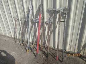 lot 158 image: FLOOR SCRAPPERS