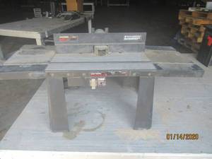 lot 161 image: CRAFTSMAN DELUXE ROUTER TABLE&nbsp