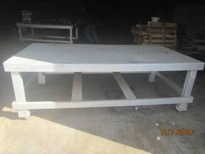 lot 163 image: WORK TABLE ON CASTERS