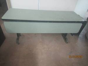 lot 180 image: 5FT LONG TABLE ON CASTERS