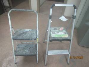 lot 197 image: 2-STEP FOLDING STOOLS&nbsp