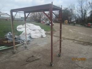 lot 205 image: RED ROLLING SCAFFOLD