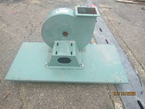 lot 210 image: KUFO UFO-103B DUST COLLECTOR VACUUM HOUSING WITH FAN ONLY&nbsp -NO MOTOR&nbsp