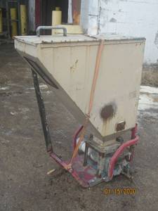 lot 219 image: BIDDING OPEN