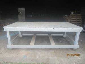 lot 259 image: WORK TABLE ON CASTERS