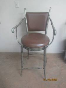 lot 269 image: BAR STOOL