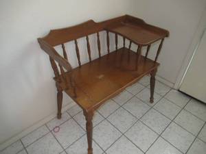 lot 54 image: VINTAGE ENTRY WAY WOOD SEAT 30 X 16 X 28