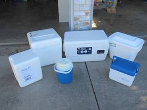 lot 124 image: IGLOO MARINE ICE CHEST, RUBBERMAID COOLER, THERMOS AND 3 STYROFOAM COOLERS