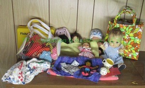lot 48 image: Vintage dolls and toys as shown