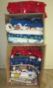 lot 71 image: Assorted Fleece and cloth fabrics as shown