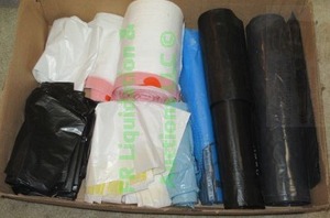 lot 112 image: Assorted plastic garbage bags