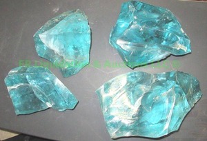 lot 99 image: Decorative blue glass, large pieces, largest is 11 wide